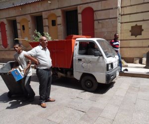 حي الجمرك بالإسكندرية يشن ٣ حملات مكبرة للقضاء على الإشغالات