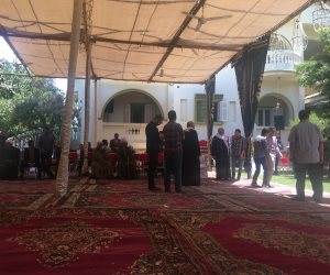توافد المئات على قرية «أولاد محمد» لتشييع جثمان نقيب محامين جنوب أسيوط