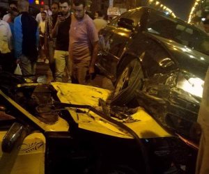 إصابة سائق في تصادم سيارة ملاكي بأخرى تاكسي شرق الإسكندرية  (صور)