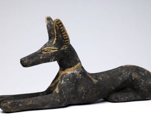 احتفالا بيوم الكلب الوطني..المتحف البريطاني يحتفي بالمعبود المصري «أنوبيس»