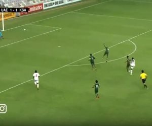 الإمارات تضيف الهدف الثاني في مرمي السعودية بتصفيات كأس العالم (فيديو)