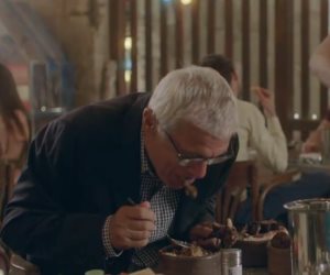 في عيد الفتة.. «مستر كوبر خف شوية» عايزين نروح كأس العالم (فيديو)
