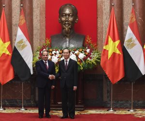 الرئيس الفيتنامي يقيم مآدبة عشاء على شرف الرئيس السيسي