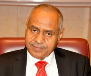 وزير الداخلية السوداني: نهتم الهجرة والنازحين واللاجئين
