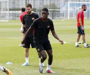 ميسي يعود لتدريبات برشلونة استعدادًا لديربي كتالونيا (فيديو وصور)