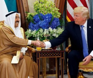 ترامب يبحث أزمة قطر مع أمير الكويت
