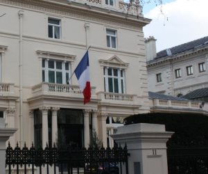 فرنسا تدعو قوى الأمن في بورما لحماية المدنيين الذين يتم تهجيرهم قسراً
