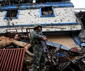 مقتل 8 دواعش في عمليات عسكرية جنوب الفلبين