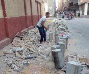 استمرار أعمال النظافة والتجميل بالمناطق المحيطة بمدارس حي شرق بسوهاج
