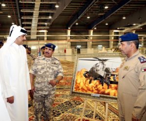 «تميم الأمريكاني» ضيفا على بلاده.. أمير قطر يزور قاعدة العديد العسكرية (صور)