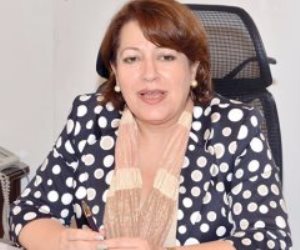 مستشار ملك البحرين يبحث مع سفيرة مصر بالمنامة العلاقات الثنائية بين البلدين