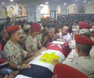 فى جنازة عسكرية.. أهالى الشرقية يشيعون جثمان شهيد سيناء 