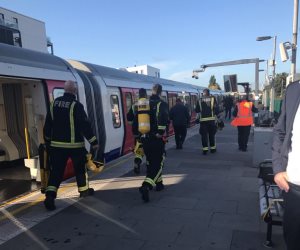 نقل 18 شخصا الى المستشفيات بعد اعتداء مترو لندن