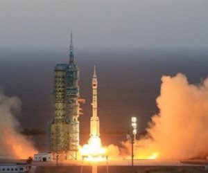 الصين:مركبة الشحن "تيان تشو-١" والمختبر الفضائى يكملان عملية التزود الثالثة والأخيرة بالوقود