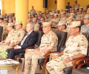 رئيس الأركان يشهد مشروع الرماية بالذخيرة الحية ضمن تدريبات "النجم الساطع" (صور)
