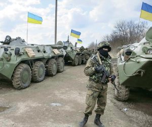 القوات الأوكرانية توثق 22 حالة قصف على مواقعها فى دونباس