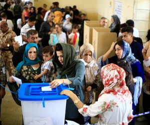 التصويت على إنهاء عضوية برلمانيين كرد شاركوا باستفتاء كردستان