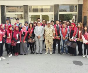 وفد من جامعة عين شمس يزور مصابي القوات المسلحة بمستشفى الحلمية العسكري