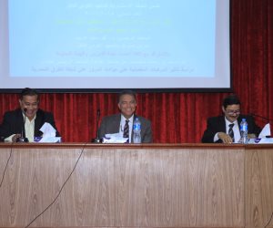 هشام عرفات يشهد فعاليات ندوة المشاريع البحثية لتطوير منظومة النقل 