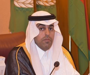 رئيس البرلمان العربي يرفض تسيس دور "الأونروا".. ويدعو دول العالم لدعمها