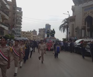 محافظات مصر تودع شهدائها.. والجنائز تتحول لمظاهرات تطالب بالقصاص من الإرهاب