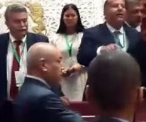 لحظة طرد الوفد الإسرائيلي من جلسة "الجمعية البرلمانية من أجل المتوسط" بالمغرب (فيديو)