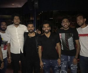 محمد صلاح و نجوم الفراعنة يحتفلون بالتأهل للمونديال على شط النيل  ( صور )