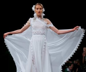 مجموعة غير تقليدية لفساتين الزفاف للمصمم العالمى "نعيم خان"