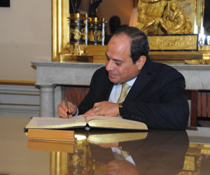 الرئيس السيسي: الفكر المتطرف يُعيق تأسيس مصر المدنية