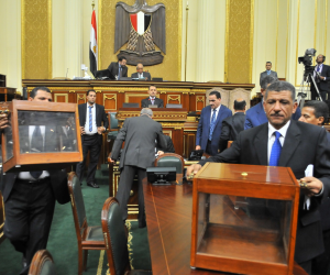 نواب المصريين في الخارج.. متابعة وحشد للعملية الانتخابية