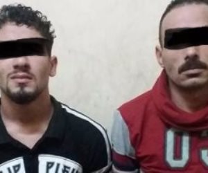 ضبط "بودي" و"بسكوتة" أشهر تجار المخدرات في الطالبية