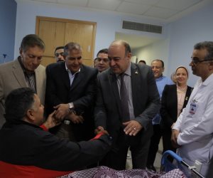 ائتلاف "دعم مصر" يزور مصابي حادث الواحات الإرهابي