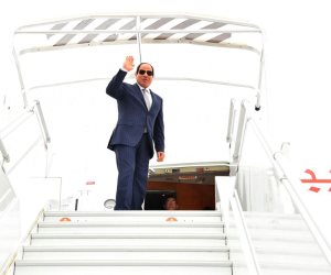 الرئيس السيسي يغادر فرنسا عائدا إلى أرض الوطن 
