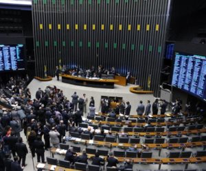 بتهمة الفساد.. مجلس النواب البرازيلي يصوّت ضد محاكمة رئيس البلاد 