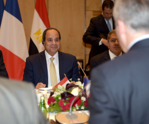 السيسي من فرنسا: مصر تولي أهمية كبيرة لتنويع مصادرها من الطاقة