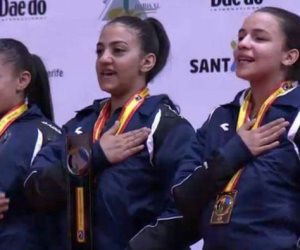 فوز طالبتان مصريتان بالمركز الأول بطولة العالم للكاراتية تحت 18 عاما 