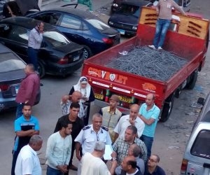 تنفيذ قرارات غلق وتشميع 3 محال مخالفة للتراخيص بشرق الإسكندرية
