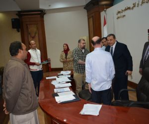 972 شابا يتقدمون لشغل وظيفة مندوب مبيعات بدول الخليج