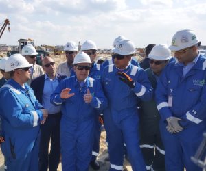 طارق الملا يتفقد أعمال المرحلة الثانية من مشروع إنتاج الغاز من حقول غازات غرب الدلتا