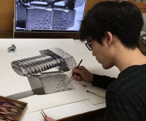فنان ياباني يبدع في رسم لوحات 3d بالقلم الرصاص