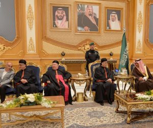 في زيارة تاريخية.. البطريرك الماروني اللبناني يصل السعودية على متن طائرة خاصة (صور)