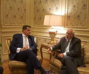رئيس خارجية النواب يلتقي السفير اليوناني لبحث الزيارات البرلمانية بين البلدين