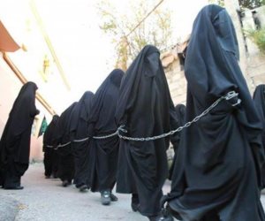 المرأة التي كرمها الله.. موؤدة في الجاهلية وجارية عند الجماعات الإرهابية 
