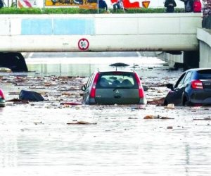 اليونان: ارتفاع حصيلة قتلى الفيضانات إلى 19 شخصا