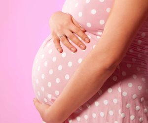 التأمين الصحي: 3 شهور إجازة للحوامل بعد 28 أسبوعًا من تكوين الجنين