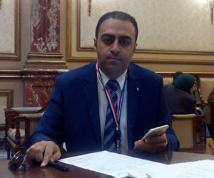 شقة لكل مواطن.. نائب رئيس برلمانية الوفد يفجر كوارث في قوانين السكن