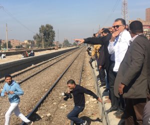 هل نرى مترو أثينا في القاهرة؟.. تفاصيل لقاء وزير النقل مع شركات عالمية