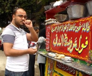 "الناس عايزة تاكل عيش".. الحكومة تتمسك بتشديد إجراءات الترخيص والرقابة على عربات الطعام