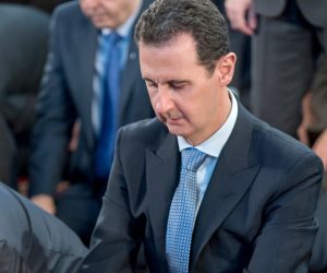 الرئيس السوري يقطع كلمته فجأة أمام البرلمان بسبب انخفاض في ضغط الدم