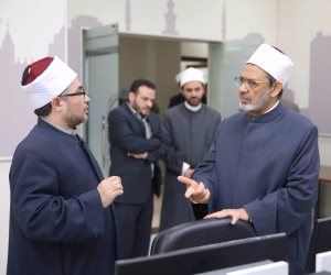 الإمام الأكبر: مركز الأزهر العالمي للرصد والفتوى الإلكترونية يلعب دورا هاما فى مكافحة الإرهاب (صور)
